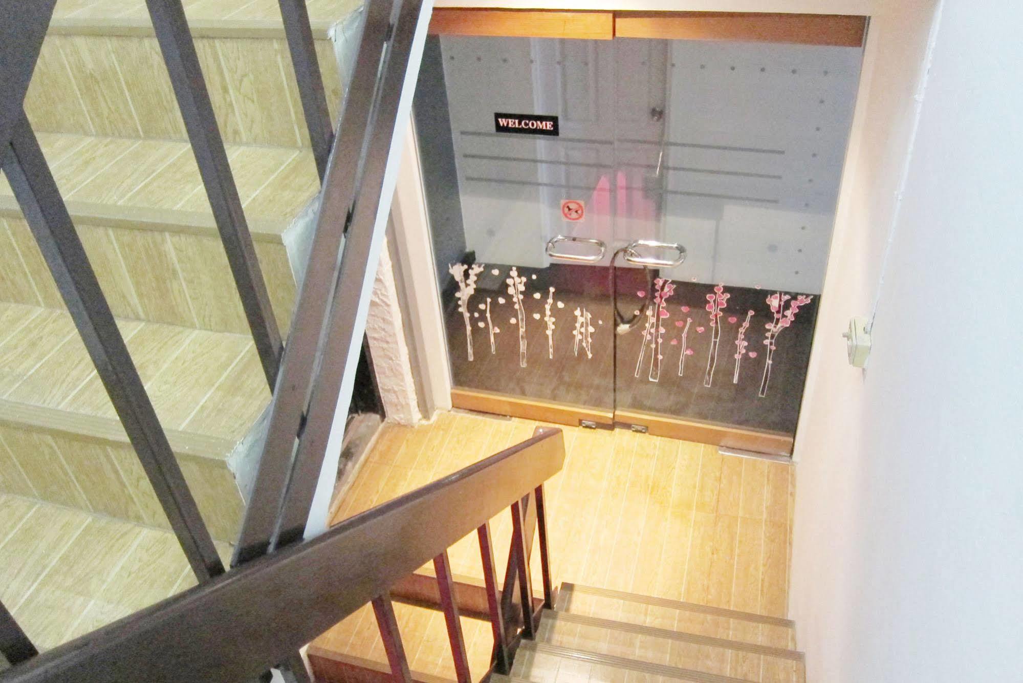 Hostel 1Sabai Bangkok Zewnętrze zdjęcie